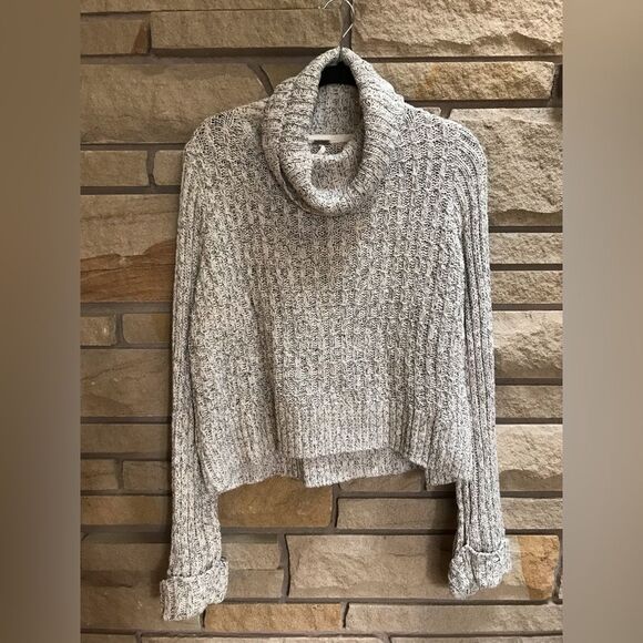 Free People Marled Ivory Combo Twisted Cable Cropped TNeck Sweater OB465415 L - Picture 5 of 16